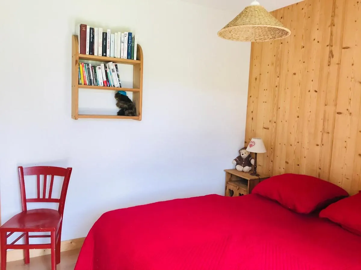Coquet T2 Avec Terrasse Plein Sud, Au Centre De Samoens, Proche Commerces Et Ski-Bus - Fr-1-629-79 Apartment Samoens